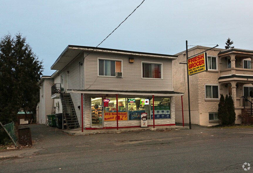 Primary Photo Of 40 Jolliet Ave, Ottawa Apartments For Sale