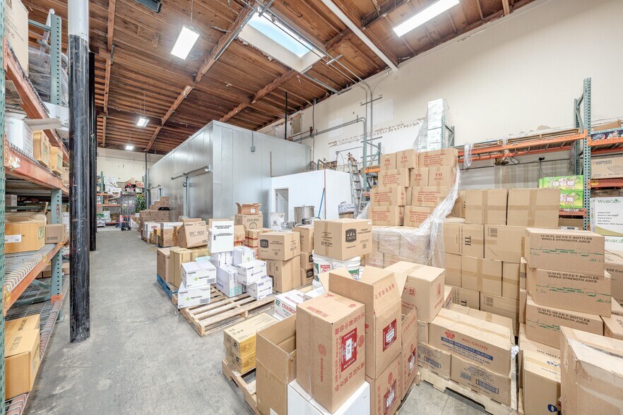 More Photos Of 13101 Brookhurst St, Garden Grove Warehouse For Sale