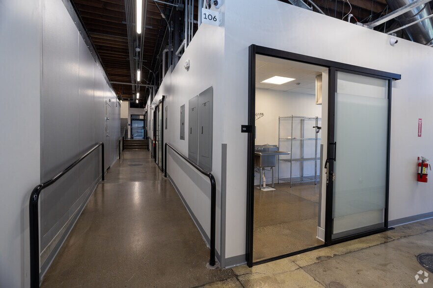 More Photos Of 1411 W Sunset Blvd, Los Angeles Loft Creative Space For Lease