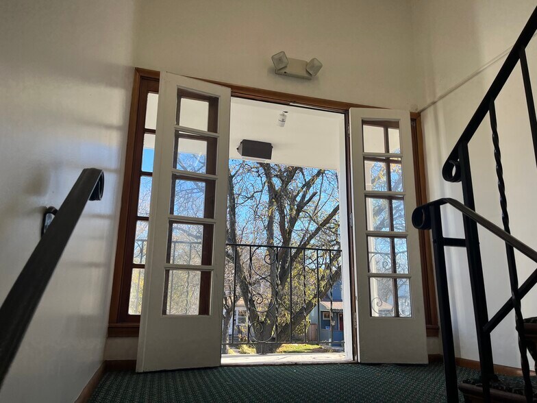 More Photos Of 3412 Bloomington Ave S, Minneapolis Apartments For Sale