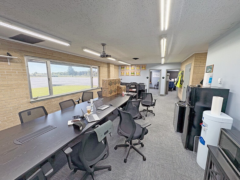More Photos Of 7945 Old Highway 51 N, Cobden Warehouse For Sale