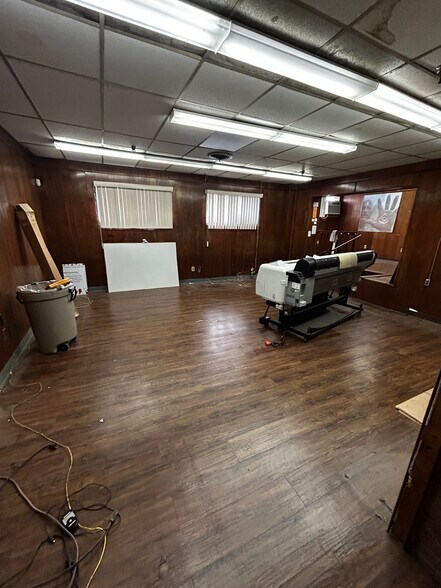 More Photos Of 181 Conant St, Pawtucket Manufacturing For Lease