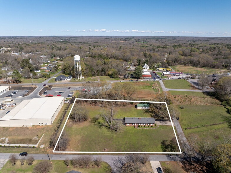 More Photos Of 300 N Green St, Williamston Land For Sale