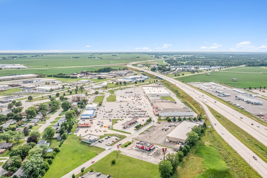 More Photos Of 927 W Jackson St, Morton Fast Food For Sale