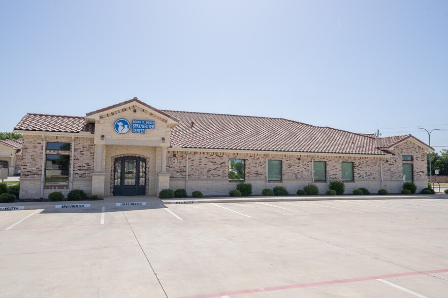 More Photos Of 4957 Golden Triangle Blvd, Fort Worth Medical For Lease