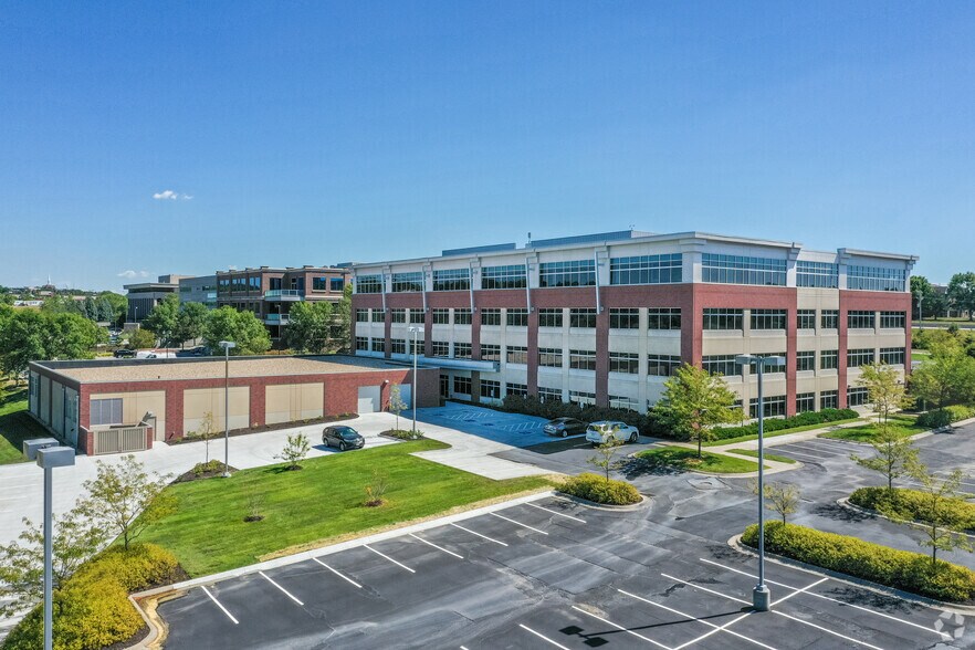 More Photos Of 15950 W Dodge Rd, Omaha Office For Lease