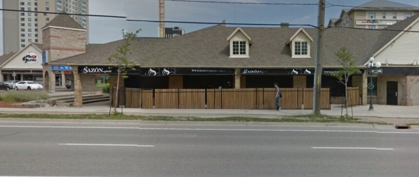 More Photos Of 130-140 University Ave E, Waterloo General Retail For Lease