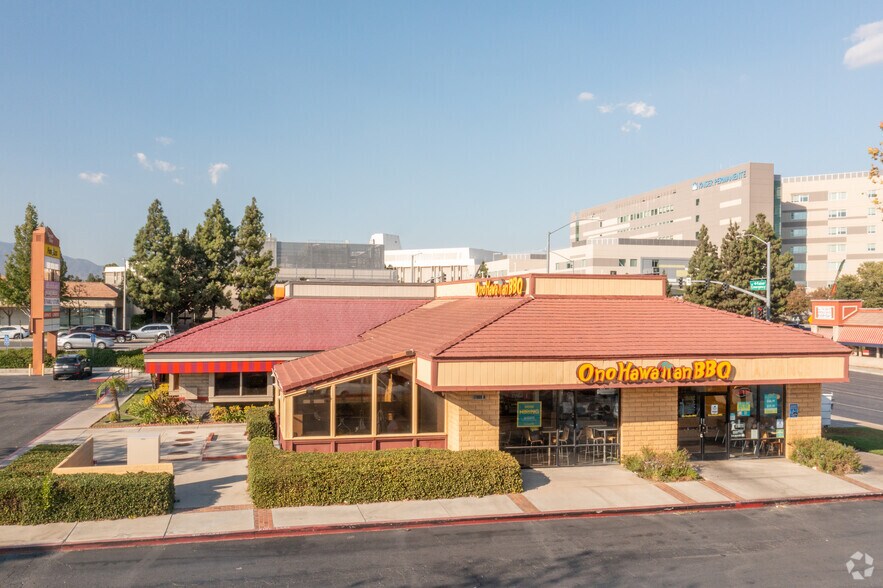 More Photos Of 17009 Valley Blvd, Fontana Unknown For Lease