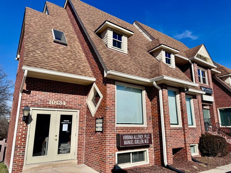 More Photos Of 10130-10134 Colvin Run Rd, Great Falls Office For Sale