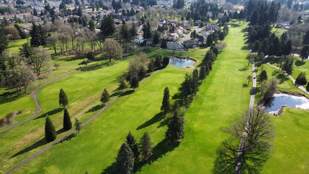 More Photos Of 7703 NE 72nd Ave, Vancouver Golf Course Driving Range For Sale