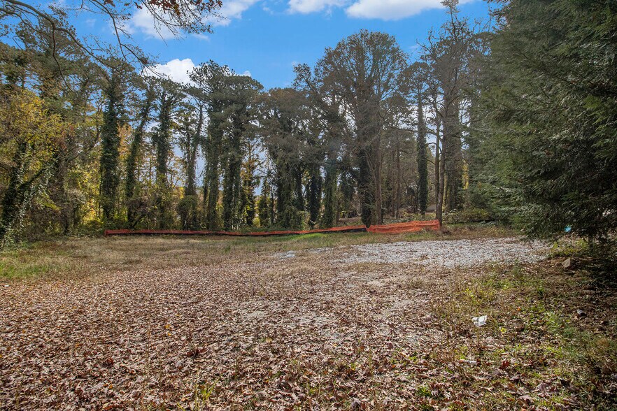More Photos Of 883 Mountain View Dr, Stone Mountain Land For Sale