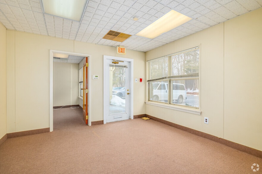 More Photos Of 100-1000 Birchfield Dr, Mount, Mount Laurel Unknown For Lease