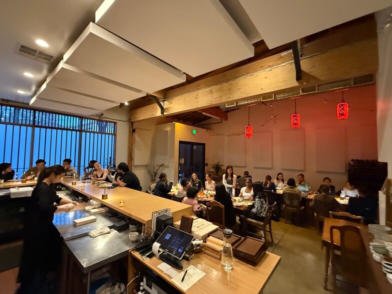 More Photos Of 771 N Virgil Ave, Los Angeles Restaurant For Lease