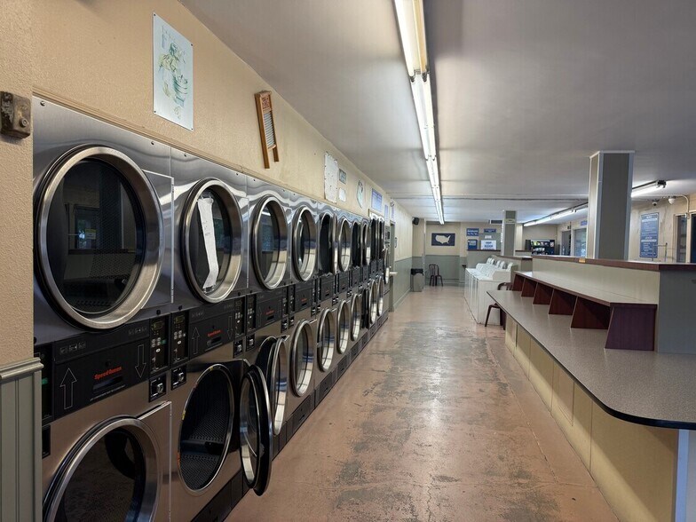 More Photos Of , Ojai General Retail For Sale