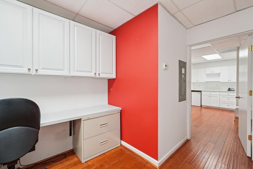 More Photos Of 9025 Shady Grove Ct, Gaithersburg Medical For Sale