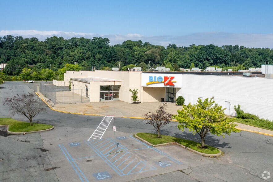 Primary Photo Of 93 W Campbell Rd, Rotterdam Freestanding For Sale