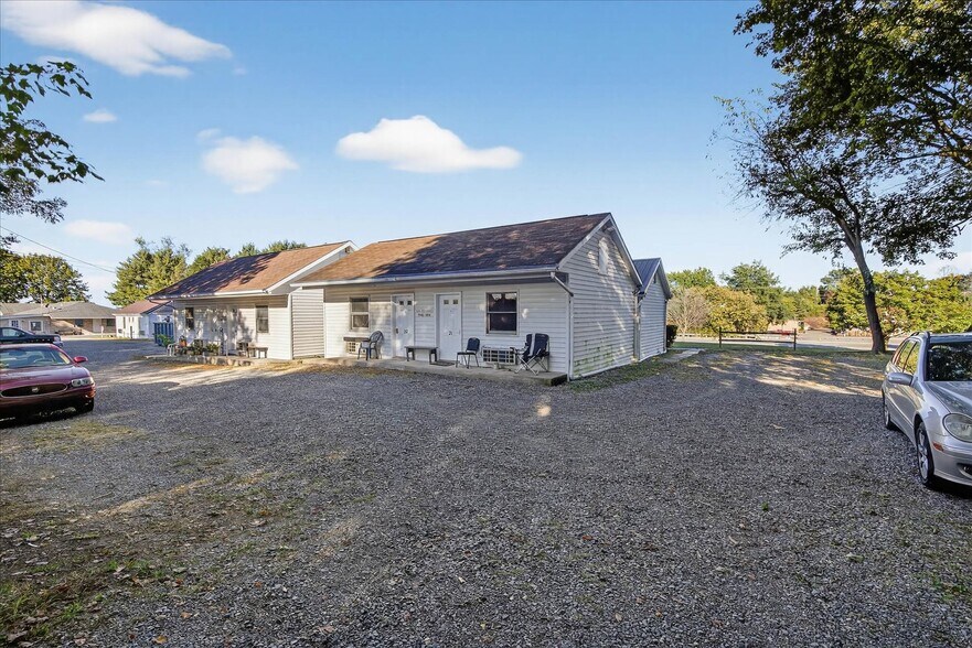 More Photos Of 9097 Allentown Blvd, Grantville Apartments For Sale