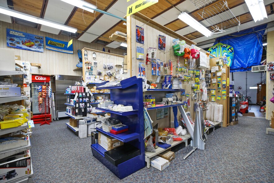 More Photos Of 35699 Highway 61 Blvd, Lake City Specialty For Sale