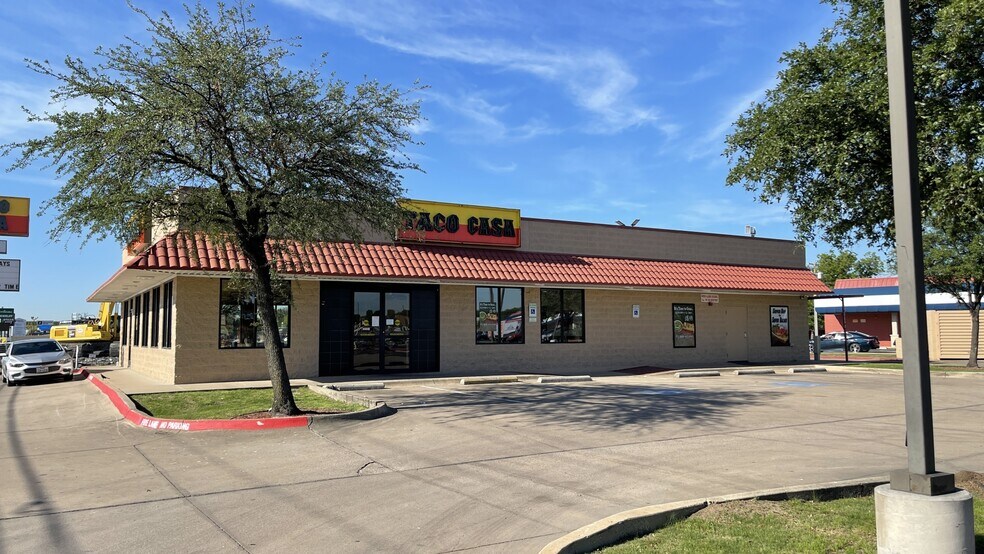 More Photos Of 510-548 S Saginaw Blvd, Saginaw Unknown For Lease