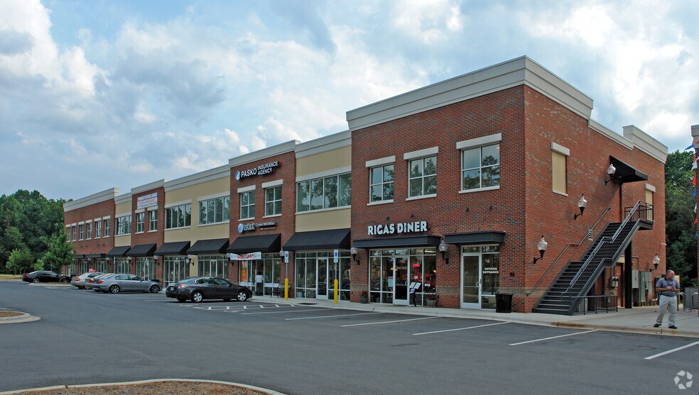 More Photos Of 10020 Monroe Rd, Charlotte Unknown For Lease