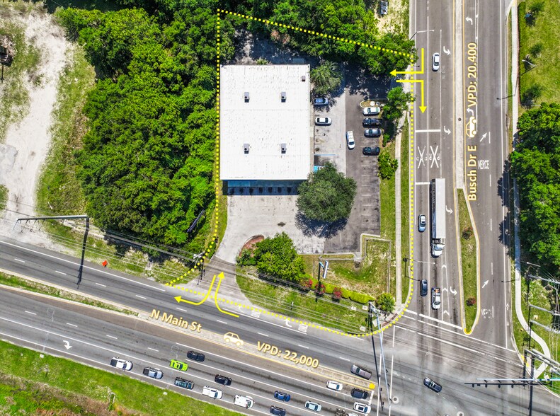 More Photos Of 10733 N Main St, Jacksonville Freestanding For Sale