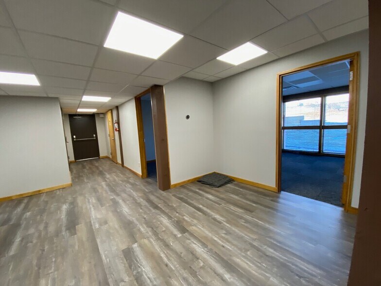 More Photos Of 14401 E 42nd St, Independence Unknown For Lease