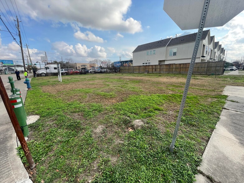 More Photos Of 3700 Canal St, Houston Land For Sale