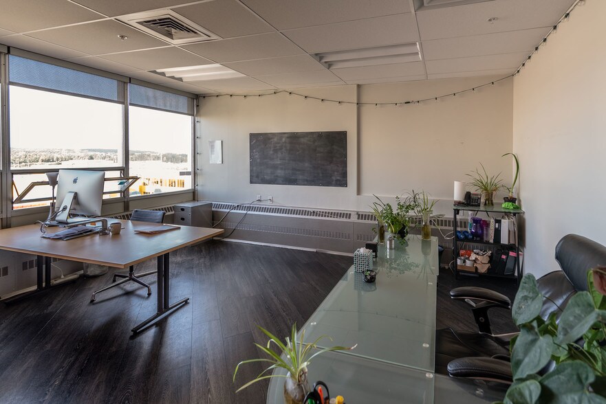 More Photos Of 441 W 5th Ave, Anchorage Office For Sale