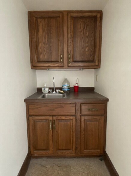 More Photos Of 1408 Strongs Ave, Stevens Point Apartments For Lease