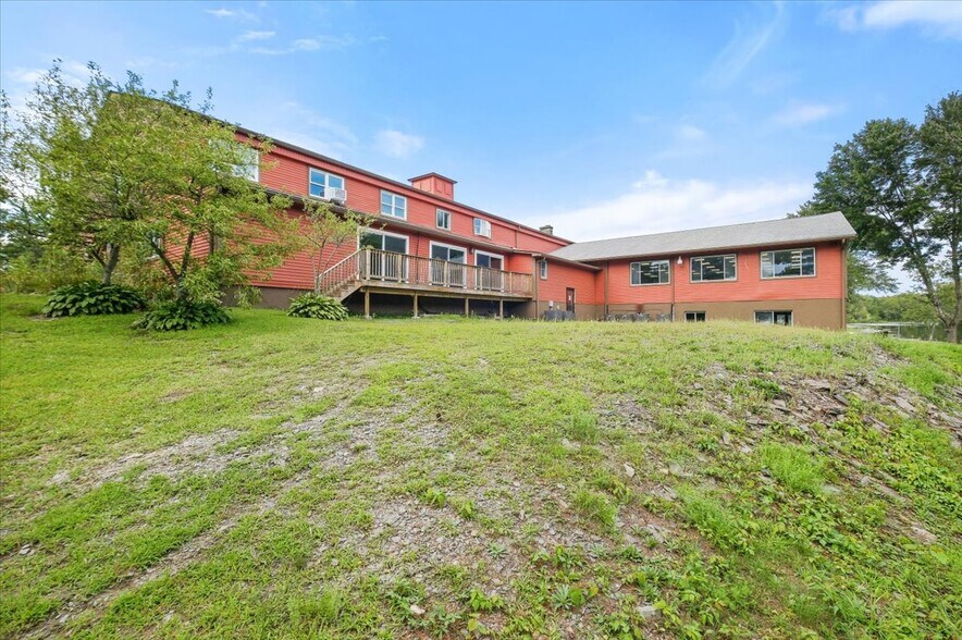 More Photos Of 64 White Dr, Milan Specialty For Sale