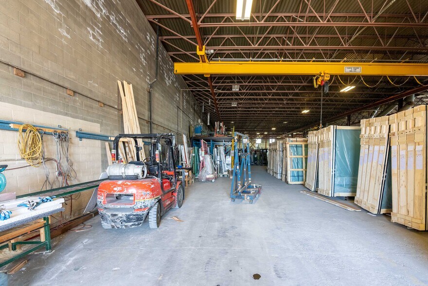 More Photos Of 5744 198 St, Langley Warehouse For Lease