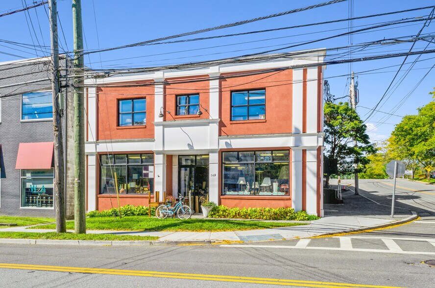 Primary Photo Of 342 Lexington Ave, Mount Kisco Light Distribution For Sale