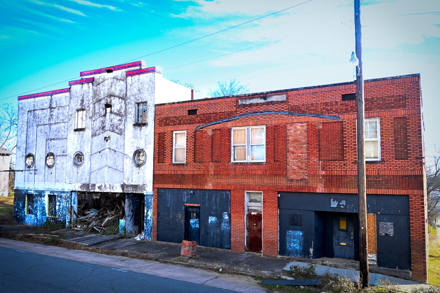 More Photos Of 3821-3823 W 13th St, Little Rock Storefront Retail Office For Sale