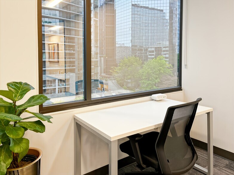 More Photos Of 10655 NE 4th St, Bellevue Coworking Space