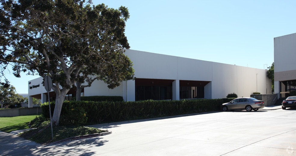 More Photos Of 2532 White Rd, Irvine Warehouse For Lease