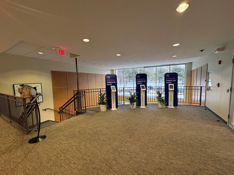 More Photos Of 99 Conifer Hill Dr, Danvers Office For Lease