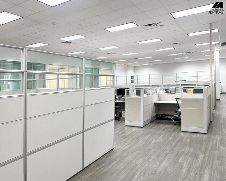 More Photos Of 6725 NW 36th St, Miami Warehouse For Lease