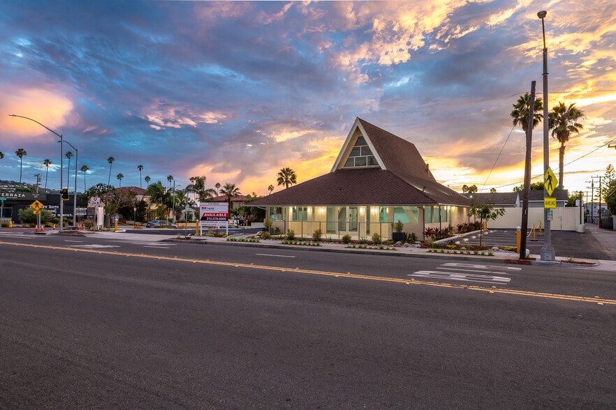 More Photos Of 1109 S Pacific Coast Hwy, Redondo Beach Restaurant For Lease