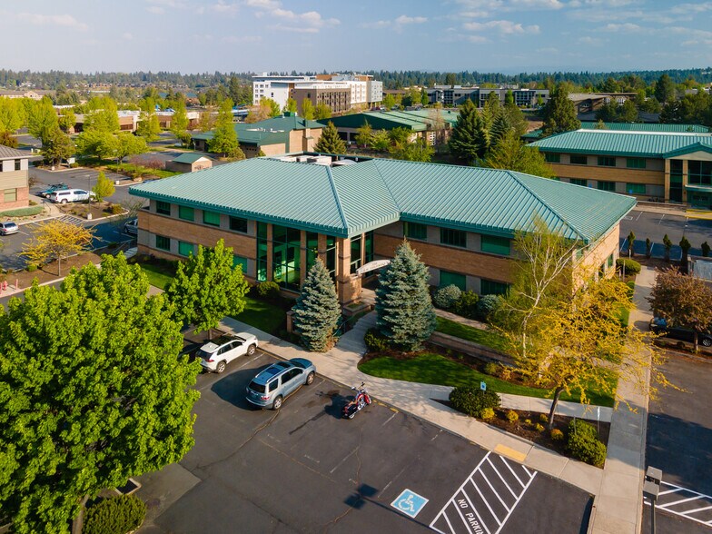 More Photos Of 296 SW Columbia St, Bend Office For Sale