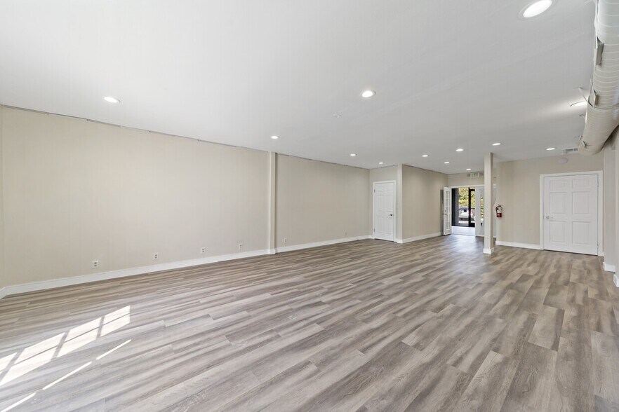 More Photos Of 1230 N Jefferson St, Anaheim Light Distribution For Sale