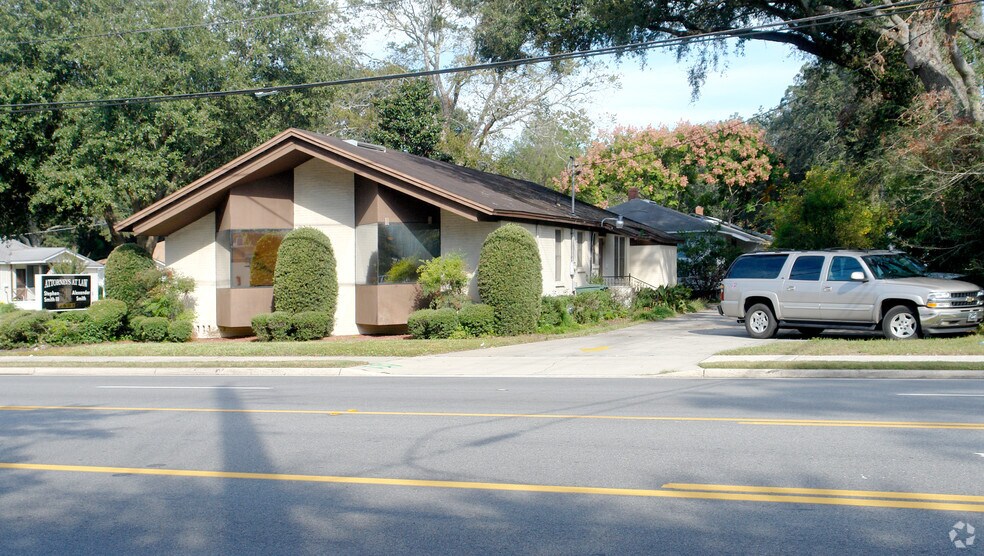 More Photos Of 2601 University Blvd W, Jacksonville Medical For Sale