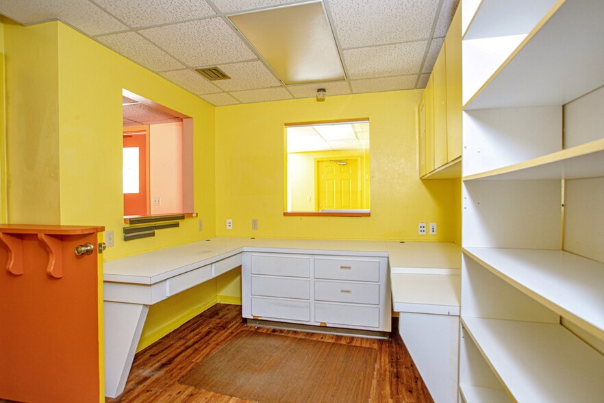 More Photos Of 7109 NW 11th Pl, Gainesville Medical For Sale