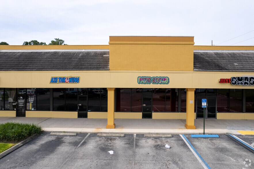 More Photos Of 1101 Blanding Blvd, Orange Park Storefront For Lease
