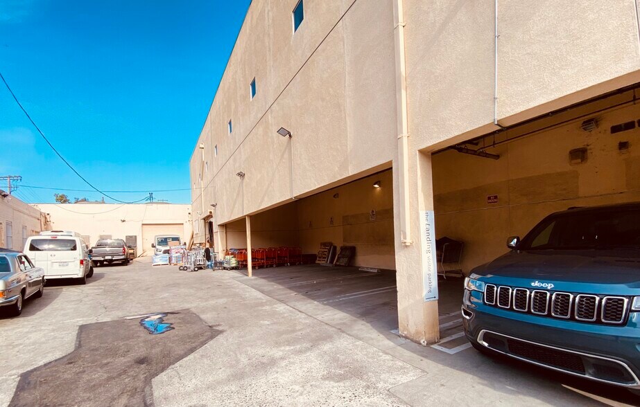 More Photos Of , Los Angeles Unknown For Sale