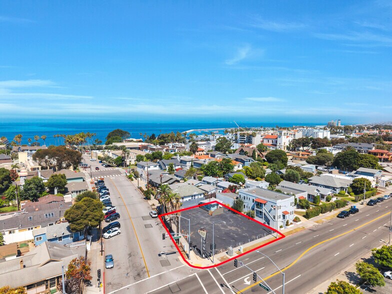 More Photos Of 339 S Pacific Coast Hwy, Redondo Beach Specialty For Lease