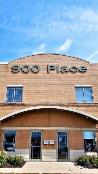 More Photos Of 900 Parker Pl, Schererville Office For Sale