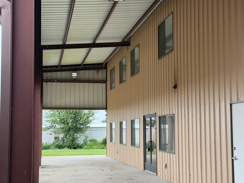 Primary Photo Of 36847 Richard Frey Rd, Hempstead Light Manufacturing For Lease