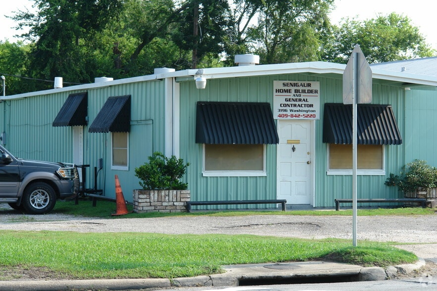 Primary Photo Of 3196 Washington Blvd, Beaumont Office For Sale