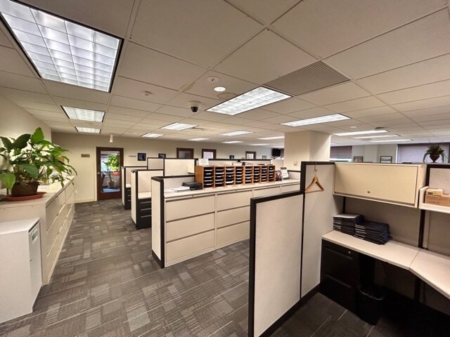 More Photos Of 9920-9922 4th Ave, Brooklyn Medical For Lease