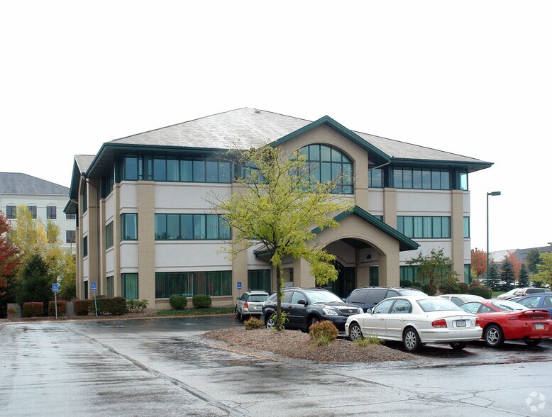 More Photos Of 5500 Brooktree Rd, Wexford Medical For Lease